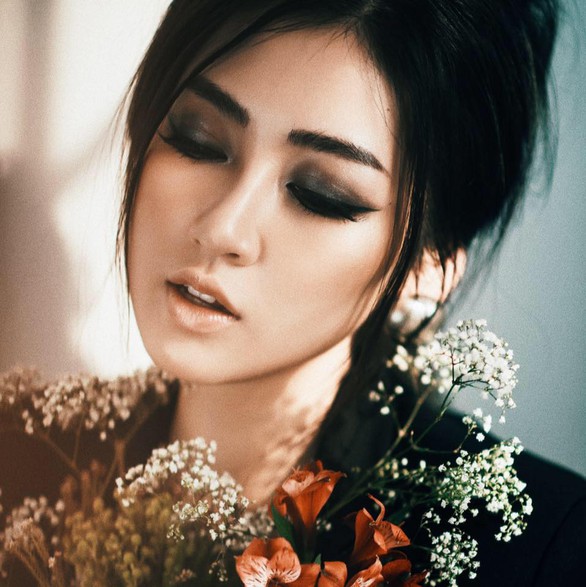 Minh Hằng, Mỹ Linh, Tú Anh: 3 người đẹp ‘sáng’ nhất ngày 2-6 - Ảnh 6. Minh Hằng, Mỹ Linh, Tú Anh: 3 người đẹp ‘sáng’ nhất ngày 2-6 - Ảnh 6.