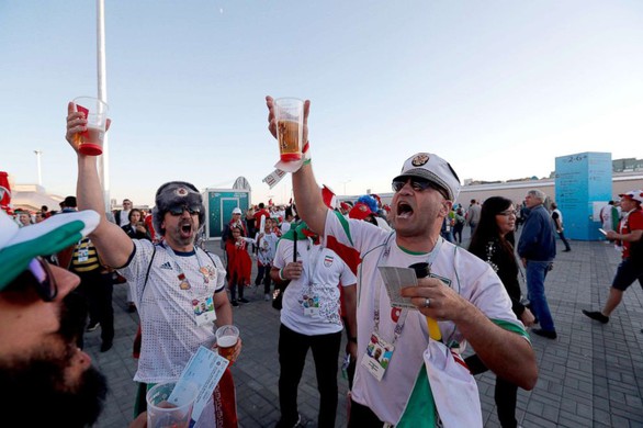 World Cup 2018 làm thủ đô Nga khủng hoảng vì… thiếu bia - Ảnh 3. World Cup 2018 làm thủ đô Nga khủng hoảng vì… thiếu bia - Ảnh 3.