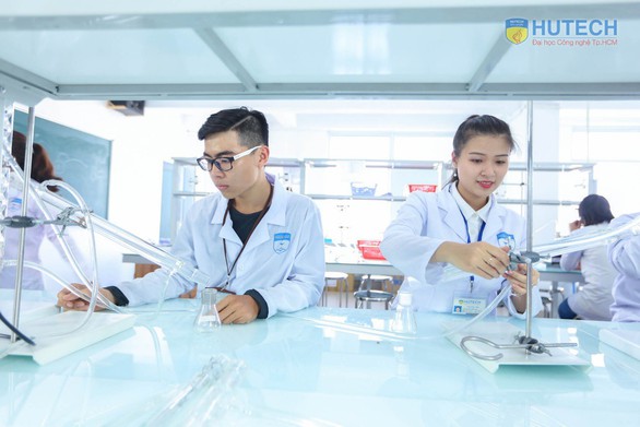 Kết nối doanh nghiệp - chiến lược đào tạo ngành dược tại HUTECH - Ảnh 3. Kết nối doanh nghiệp - chiến lược đào tạo ngành dược tại HUTECH - Ảnh 3.