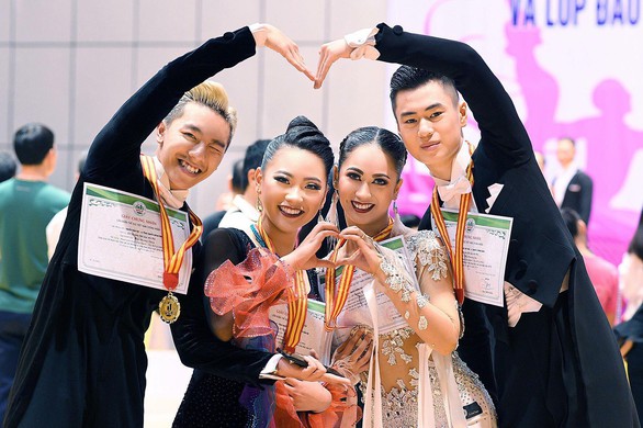 25-6: Kiện tướng dancesport bình luận World Cup được khen thông minh - Ảnh 3. 25-6: Kiện tướng dancesport bình luận World Cup được khen thông minh - Ảnh 3.