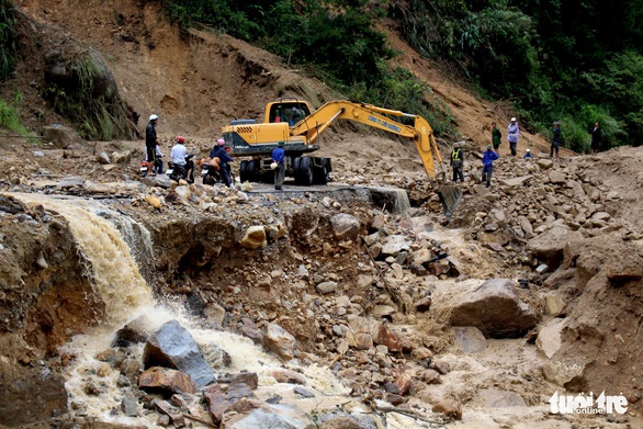 Trang trại cá hồi hàng chục tỉ trôi theo lũ, hoang tàn ở Tam Đường - Ảnh 9. Trang trại cá hồi hàng chục tỉ trôi theo lũ, hoang tàn ở Tam Đường - Ảnh 9.