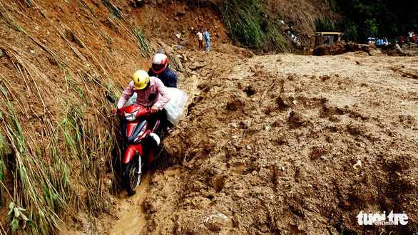 Trang trại cá hồi hàng chục tỉ trôi theo lũ, hoang tàn ở Tam Đường - Ảnh 8. Trang trại cá hồi hàng chục tỉ trôi theo lũ, hoang tàn ở Tam Đường - Ảnh 8.