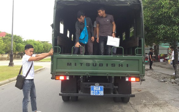 Gần 350.000 thí sinh vào ngày thứ 2 thi THPT quốc gia - Ảnh 4. Gần 350.000 thí sinh vào ngày thứ 2 thi THPT quốc gia - Ảnh 4.