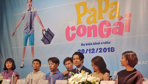 Kaity Nguyễn hoán đổi thành Thái Hòa trong Hồn papa da con gái - Ảnh 1. Kaity Nguyễn hoán đổi thành Thái Hòa trong Hồn papa da con gái - Ảnh 1.