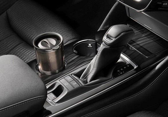 Xe bộ trưởng Toyota Crown 2018 chính thức trình làng - Ảnh 5.