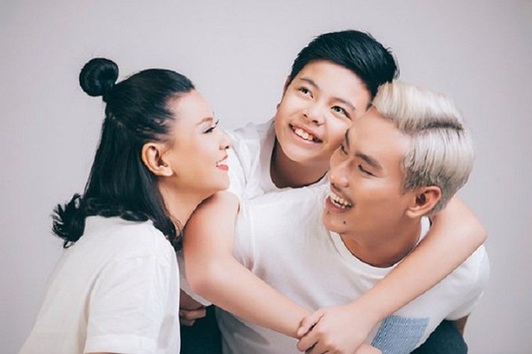 28-6: Sao Hàn khóc vì tuyển Hàn về nước, Hồng Nhung ly hôn chồng Tây - Ảnh 8. 28-6: Sao Hàn khóc vì tuyển Hàn về nước, Hồng Nhung ly hôn chồng Tây - Ảnh 8.