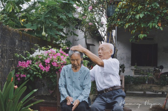 Ngày gia đình Việt Nam: ngỡ ngàng bộ ảnh Ông bà anh - Ảnh 7. Ngày gia đình Việt Nam: ngỡ ngàng bộ ảnh Ông bà anh - Ảnh 7.