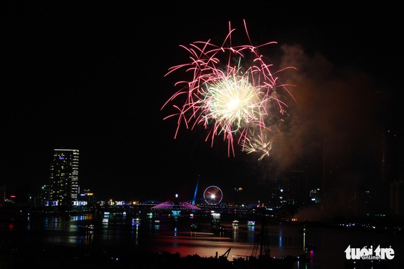 Ý chiến thắng lễ hội pháo hoa quốc tế Đà Nẵng 2018 - Ảnh 14. Ý chiến thắng lễ hội pháo hoa quốc tế Đà Nẵng 2018 - Ảnh 14.