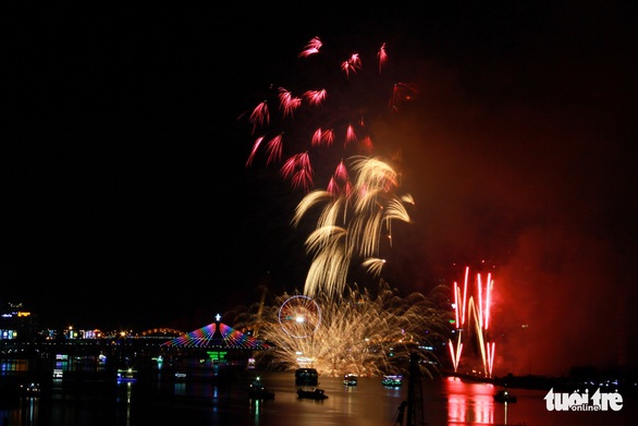 Ý chiến thắng lễ hội pháo hoa quốc tế Đà Nẵng 2018 - Ảnh 16. Ý chiến thắng lễ hội pháo hoa quốc tế Đà Nẵng 2018 - Ảnh 16.