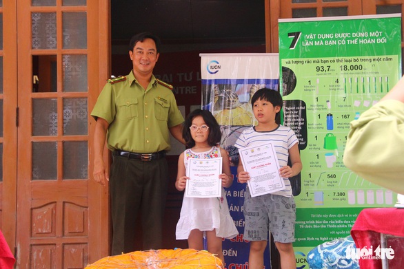 Sáng tạo nghệ thuật từ rác thải nhựa - Ảnh 5. Sáng tạo nghệ thuật từ rác thải nhựa - Ảnh 5.