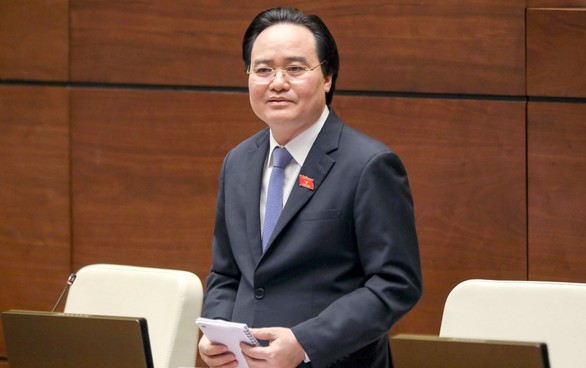 Tiêu cực ngành giáo dục, Bộ trưởng chỉ nhận trách nhiệm thôi chưa đủ - Ảnh 1. Tiêu cực ngành giáo dục, Bộ trưởng chỉ nhận trách nhiệm thôi chưa đủ - Ảnh 1.