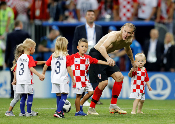 Ngắm thiên thần nhỏ của Rakitic, Vida, Harry Kane - Ảnh 9. Ngắm thiên thần nhỏ của Rakitic, Vida, Harry Kane - Ảnh 9.