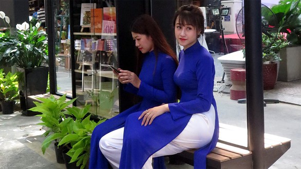 Đường sách TP.HCM khẳng định là không gian sống tích cực - Ảnh 1. Đường sách TP.HCM khẳng định là không gian sống tích cực - Ảnh 1.