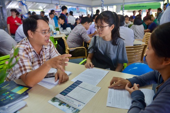 Điểm thi thấp hơn điểm chuẩn năm ngoái có nên đổi nguyện vọng? - Ảnh 5. Điểm thi thấp hơn điểm chuẩn năm ngoái có nên đổi nguyện vọng? - Ảnh 5.