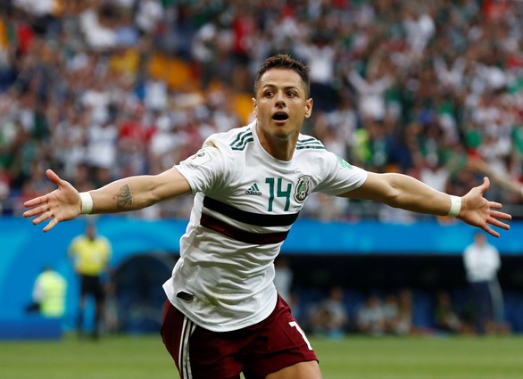 Nguyện cắt tóc soái ca, thăm quê nếu thần tượng vô địch World Cup - Ảnh 1. Nguyện cắt tóc soái ca, thăm quê nếu thần tượng vô địch World Cup - Ảnh 1.