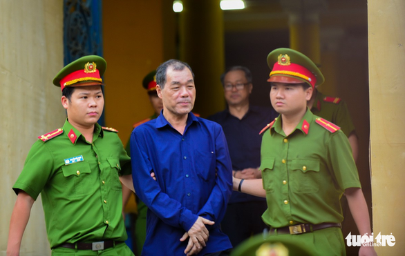 Lại triệu tập ông Trần Bắc Hà tới phiên tòa Phạm Công Danh - Ảnh 1. Lại triệu tập ông Trần Bắc Hà tới phiên tòa Phạm Công Danh - Ảnh 1.