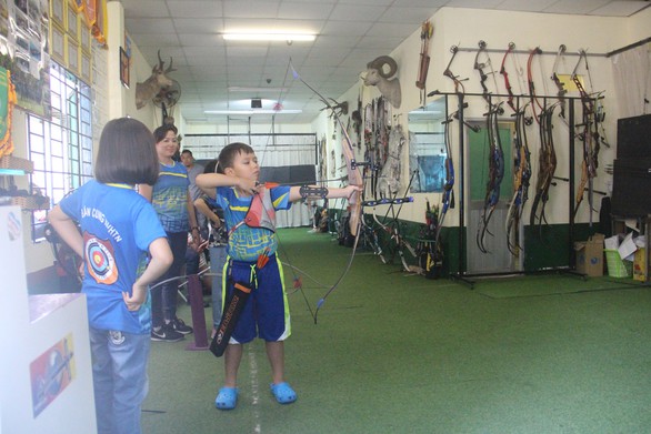 Mùa hè đi trượt tuyết, bắn cung ở Sài Gòn - Ảnh 5. Mùa hè đi trượt tuyết, bắn cung ở Sài Gòn - Ảnh 5.