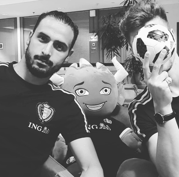 Thắng Brazil, Nacer Chadli lấy lại thanh danh cho anh em tóc ngành - Ảnh 9. Thắng Brazil, Nacer Chadli lấy lại thanh danh cho anh em tóc ngành - Ảnh 9.