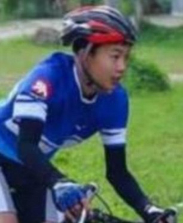 Chân dung 13 thành viên đội bóng mắc kẹt trong hang Tham Luang - Ảnh 9. Chân dung 13 thành viên đội bóng mắc kẹt trong hang Tham Luang - Ảnh 9.