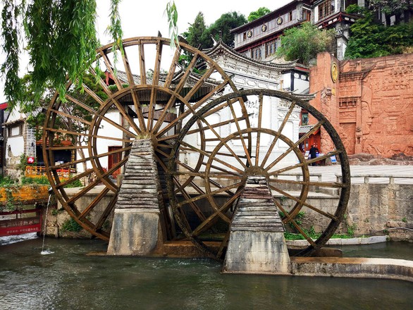 Một mình ở Lệ Giang - cổ trấn ngôn tình - Ảnh 1. Một mình ở Lệ Giang - cổ trấn ngôn tình - Ảnh 1.