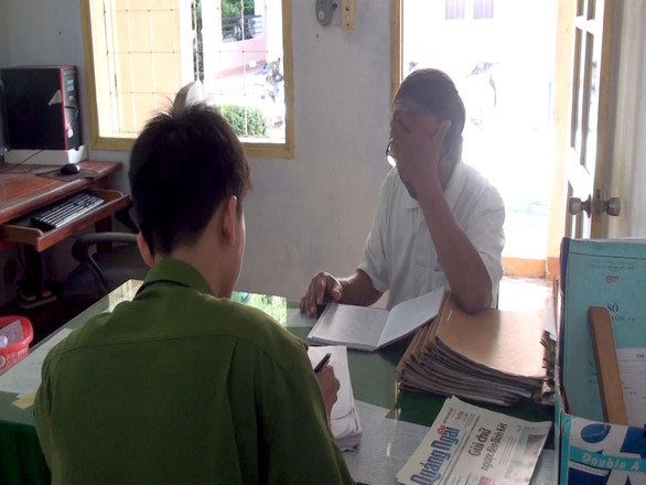 Bỗng dưng bị dọa bắt bớ - Ảnh 1. Bỗng dưng bị dọa bắt bớ - Ảnh 1.