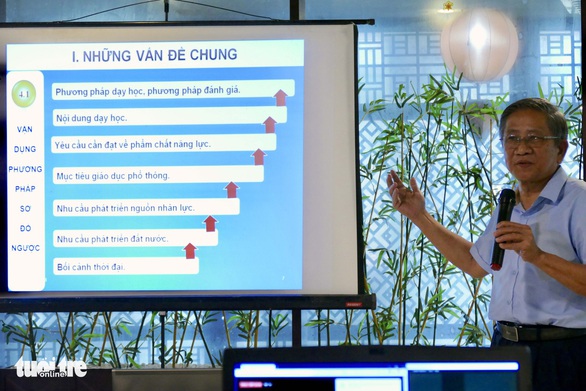 Nhiều bộ sách giáo khoa: không đáng lo - Ảnh 1. Nhiều bộ sách giáo khoa: không đáng lo - Ảnh 1.