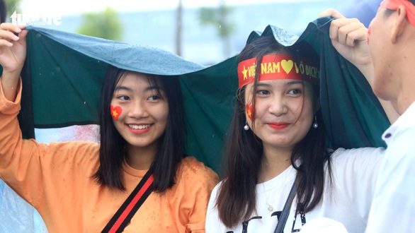 Mong con sớm về nhà ăn bữa cơm gia đình - Ảnh 2. Mong con sớm về nhà ăn bữa cơm gia đình - Ảnh 2.