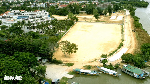 Vụ mua bán vốn nhà nước ở Công ty Hương Giang: Có dấu hiệu bán thấp, mua cao - Ảnh 1. Vụ mua bán vốn nhà nước ở Công ty Hương Giang: Có dấu hiệu bán thấp, mua cao - Ảnh 1.