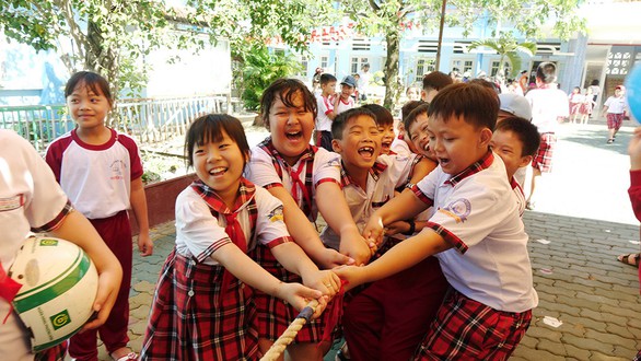 Lễ khai giảng nhẹ nhàng - Ảnh 3. Lễ khai giảng nhẹ nhàng - Ảnh 3.