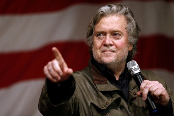 Ông Bannon đính chính về cuốn sách gây tranh cãi ‘Fire and Fury’ - Ảnh 1. Ông Bannon đính chính về cuốn sách gây tranh cãi ‘Fire and Fury’ - Ảnh 1.