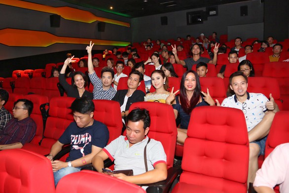 Các rạp đồng loạt nhường suất để chiếu chung kết bóng đá U23 - Ảnh 1. Các rạp đồng loạt nhường suất để chiếu chung kết bóng đá U23 - Ảnh 1.