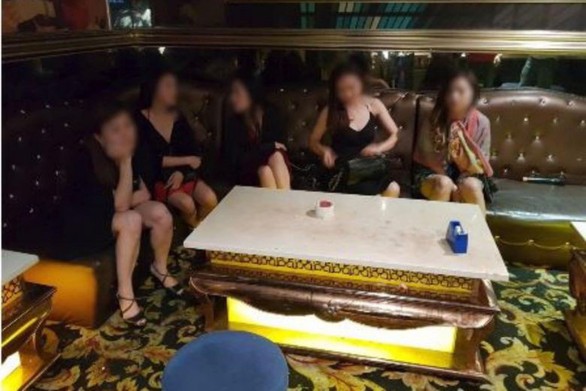 Singapore xử tội khỏa thân công cộng, ma túy thế nào? - Ảnh 1. Singapore xử tội khỏa thân công cộng, ma túy thế nào? - Ảnh 1.