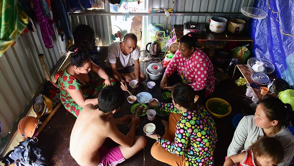Dòng di cư từ nông thôn đổ về, đô thị lớn gánh áp lực quá tải - Ảnh 5. Dòng di cư từ nông thôn đổ về, đô thị lớn gánh áp lực quá tải - Ảnh 5.