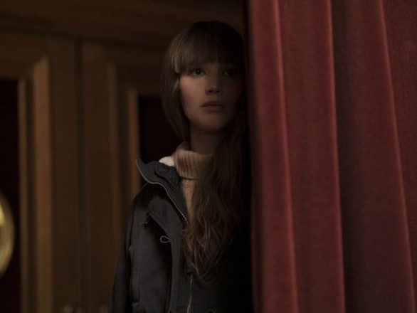 Red Sparrow: Jennifer Lawrence dùng nhan sắc hạ gục mục tiêu - Ảnh 7. Red Sparrow: Jennifer Lawrence dùng nhan sắc hạ gục mục tiêu - Ảnh 7.