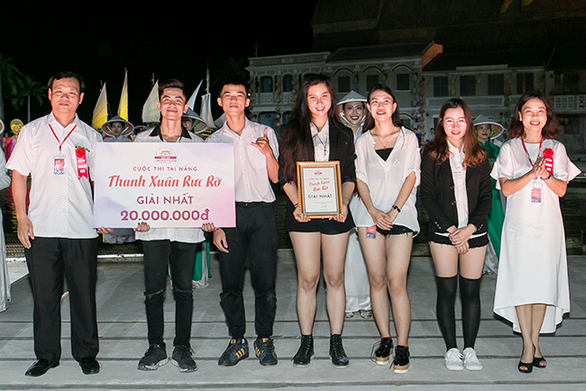 Lưu giữ thanh xuân rực rỡ cùng nhóm nhảy RIO Crew - Ảnh 2. Lưu giữ thanh xuân rực rỡ cùng nhóm nhảy RIO Crew - Ảnh 2.