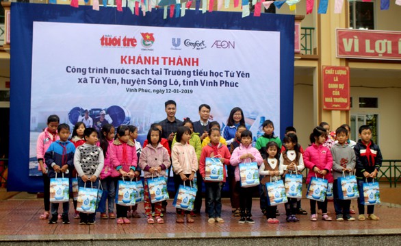 Học sinh Vĩnh Phúc hào hứng vì trường có nước sạch - Ảnh 4. Học sinh Vĩnh Phúc hào hứng vì trường có nước sạch - Ảnh 4.