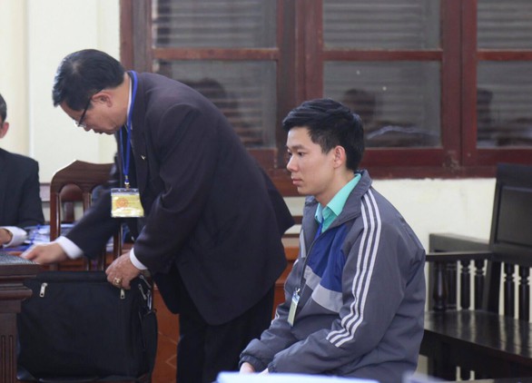 Nguyên giám đốc Trương Quý Dương: Không ai báo cáo là sự cố chạy thận - Ảnh 3. Nguyên giám đốc Trương Quý Dương: Không ai báo cáo là sự cố chạy thận - Ảnh 3.