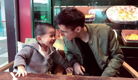 Đốn tim cư dân mạng với các video phẫu thuật trái cây - Ảnh 2. Đốn tim cư dân mạng với các video phẫu thuật trái cây - Ảnh 2.