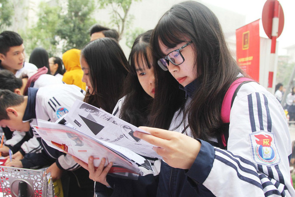 Hơn 5.000 học sinh xứ Nghệ dự tư vấn tuyển sinh hướng nghiệp - Ảnh 9.