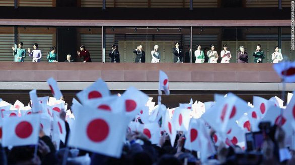 Nhật hoàng Akihito xuất hiện lần cuối trước công chúng - Ảnh 2.
