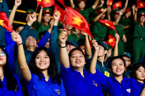 Tuyển Việt Nam chiến thắng quả cảm, TP.HCM, Hà Nội bão - Ảnh 7. Tuyển Việt Nam chiến thắng quả cảm, TP.HCM, Hà Nội bão - Ảnh 7.
