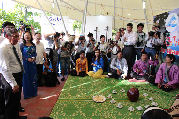 Cần Thơ đăng cai tổ chức Festival đờn ca tài tử lần 3 - Ảnh 1. Cần Thơ đăng cai tổ chức Festival đờn ca tài tử lần 3 - Ảnh 1.