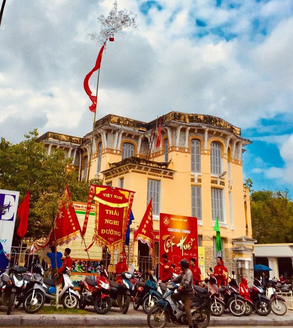 Ngào ngạt bánh mứt tết ở... Bảo tàng Văn hóa Huế - Ảnh 4. Ngào ngạt bánh mứt tết ở... Bảo tàng Văn hóa Huế - Ảnh 4.
