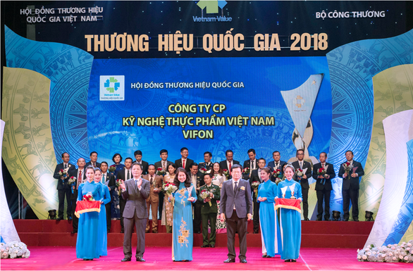 VIFON tiếp tục được vinh danh thương hiệu quốc gia 2018 - Ảnh 1. VIFON tiếp tục được vinh danh thương hiệu quốc gia 2018 - Ảnh 1.