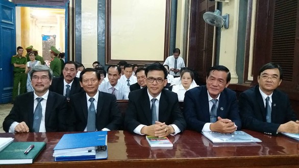 Vụ 320 luật sư bị xoá tên: Lệ phí 200.000 đồng/tháng có quá cao? - Ảnh 1.