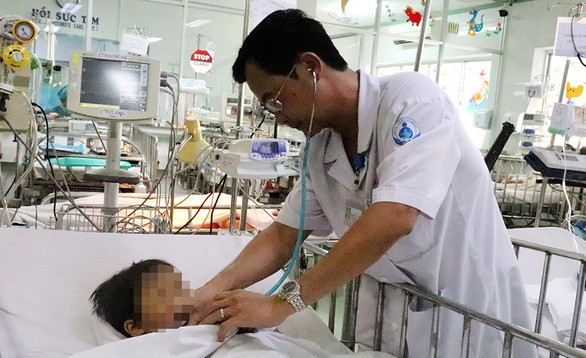 Trẻ liên tiếp nhập viện vì phỏng nước sôi, bình gas ngày giáp tết - Ảnh 1. Trẻ liên tiếp nhập viện vì phỏng nước sôi, bình gas ngày giáp tết - Ảnh 1.
