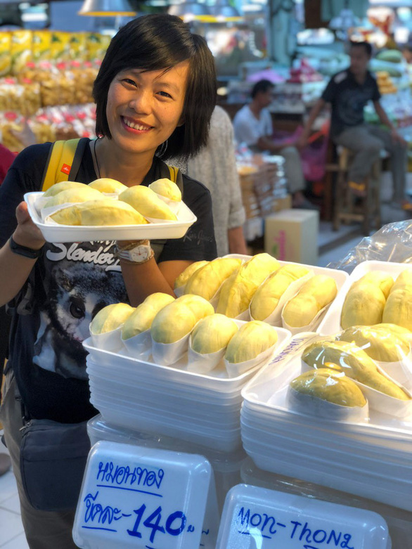 Đừng quên ghé chợ Or Tor Kor khi tới Bangkok dịp tết này - Ảnh 1.
