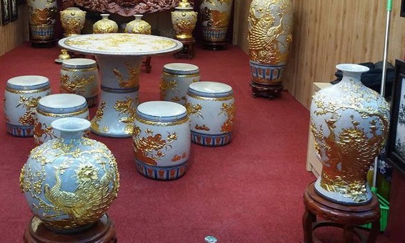 Gốm sứ đón Tết Kỷ Hợi, đẹp lung linh trên kênh online - Ảnh 5. Gốm sứ đón Tết Kỷ Hợi, đẹp lung linh trên kênh online - Ảnh 5.