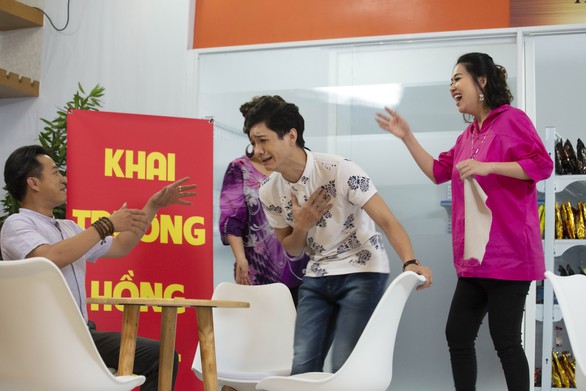 Sau ba tháng sinh con, Lê Khánh đại náo Hiến tài... hái tiền - Ảnh 1. Sau ba tháng sinh con, Lê Khánh đại náo Hiến tài... hái tiền - Ảnh 1.