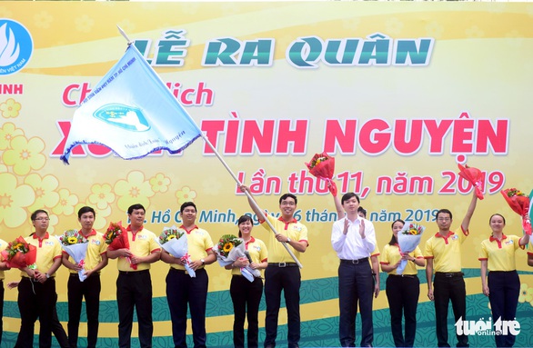 Bừng sức trẻ trong lễ xuất quân chiến dịch Xuân tình nguyện - Ảnh 1. Bừng sức trẻ trong lễ xuất quân chiến dịch Xuân tình nguyện - Ảnh 1.